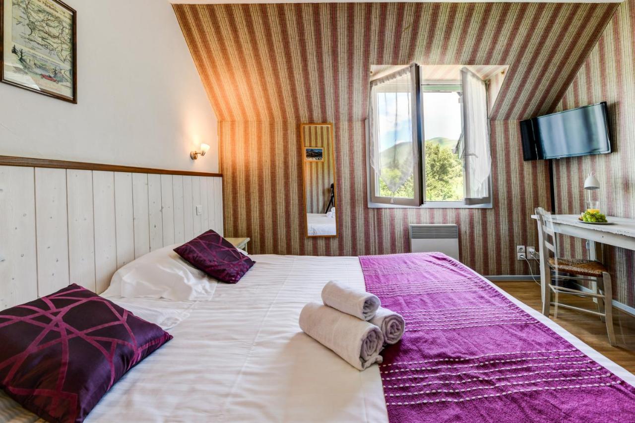 Logis L'Auberge De L'Etable 몽토리 외부 사진