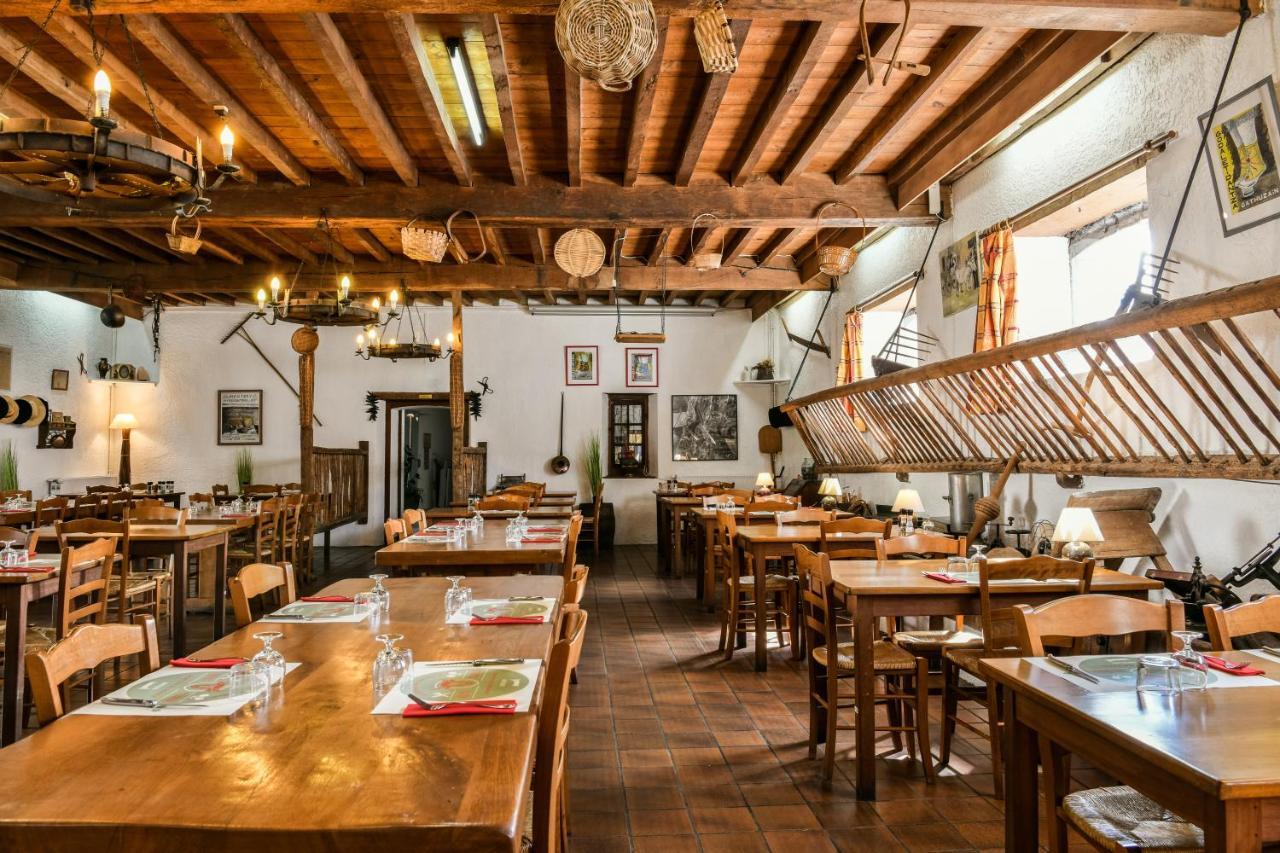 Logis L'Auberge De L'Etable 몽토리 외부 사진